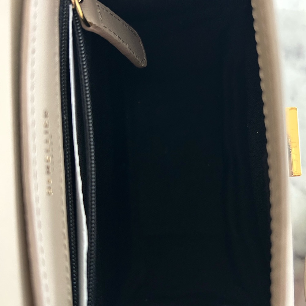 DeMellier Nano Montreal in Taupe - Picture 8 of 10